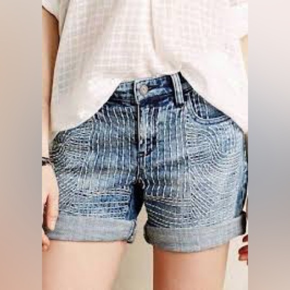 Pilcro and the Letterpress Pants - Anthropologie Pilcro Embroidered Denim Shorts 25 cuffed hem midrise 2.5 inseam